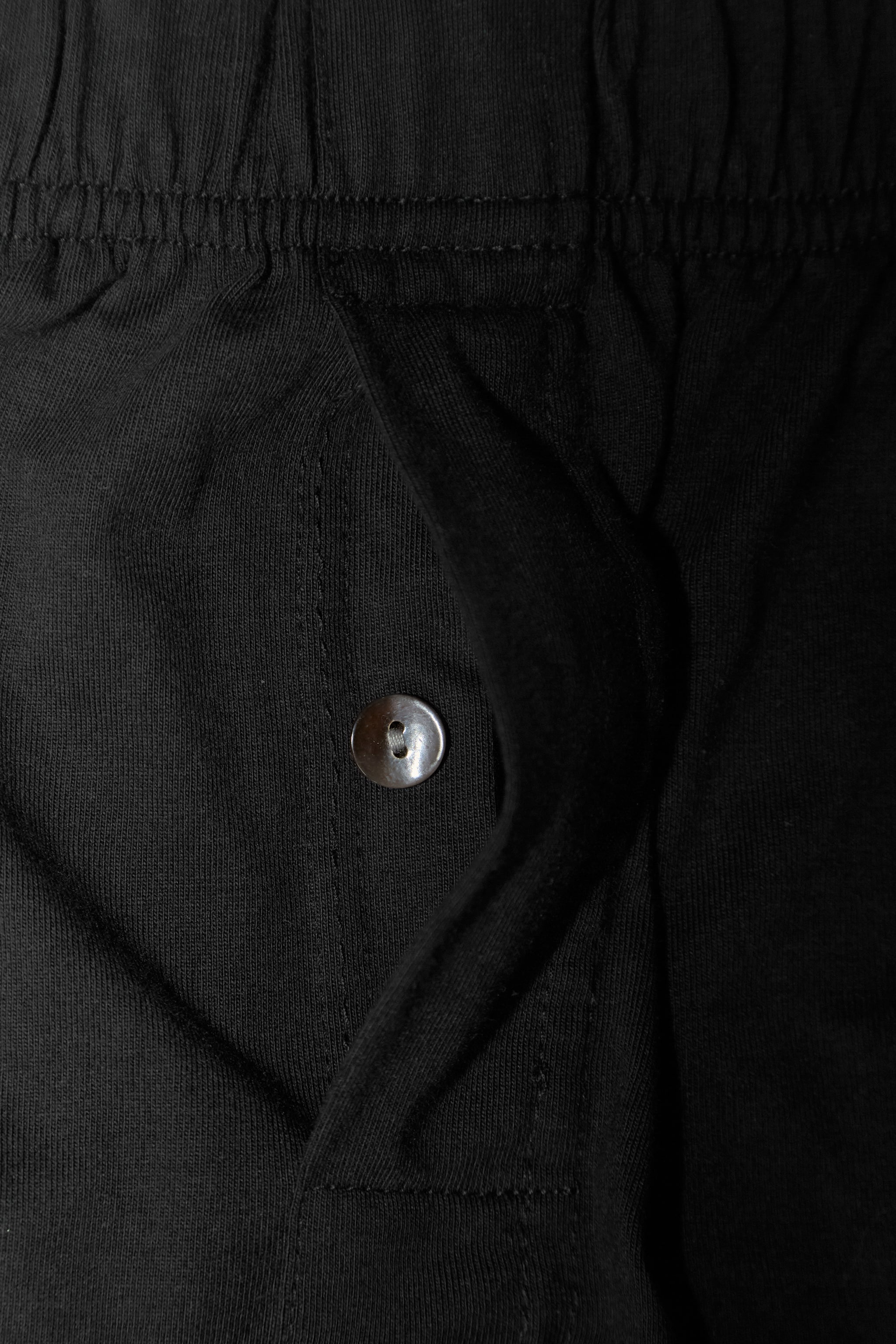 Boxer shorts de algodón orgánico para hombre color negro detalle boton