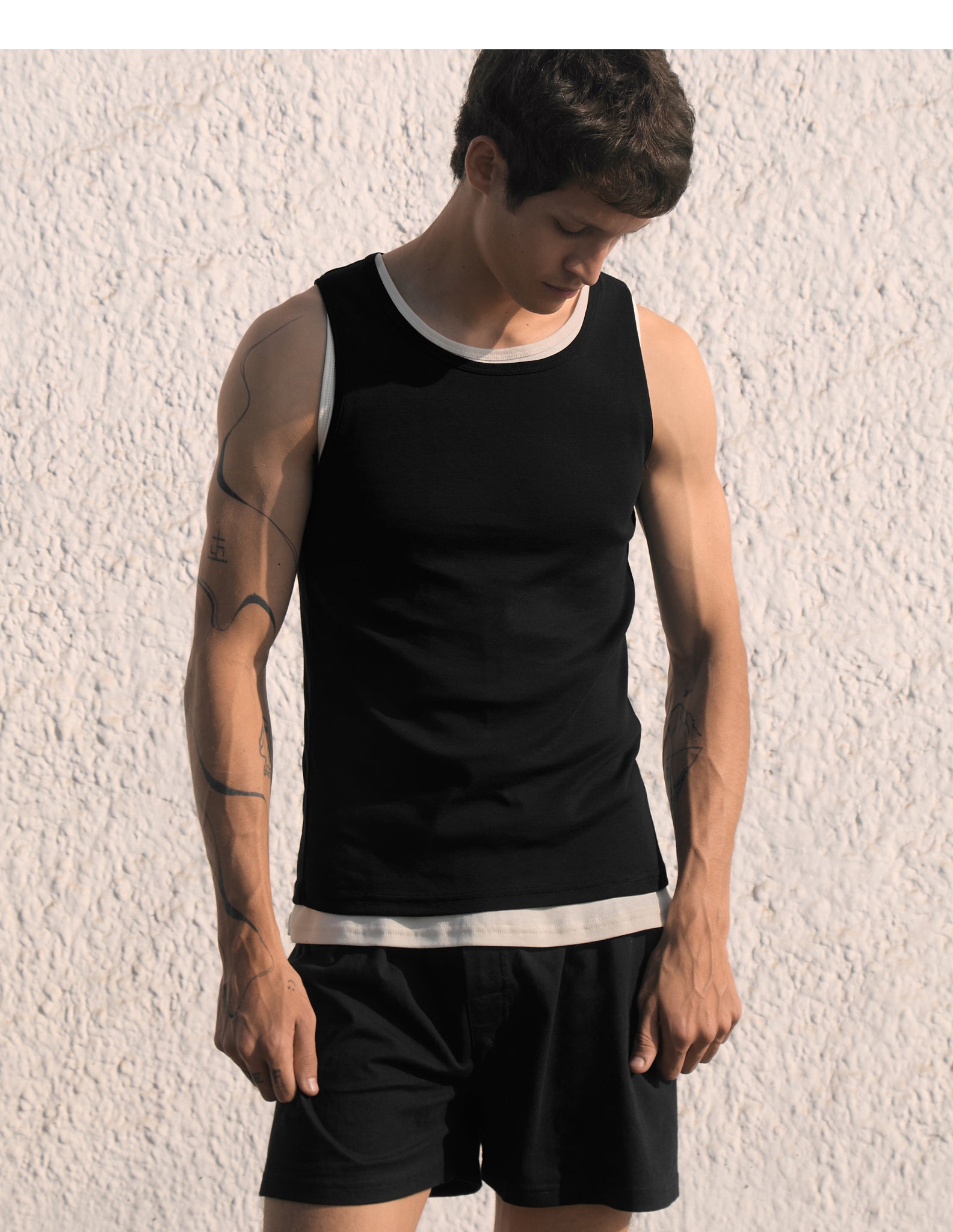 BANDITO SIN MANGAS NEGRO