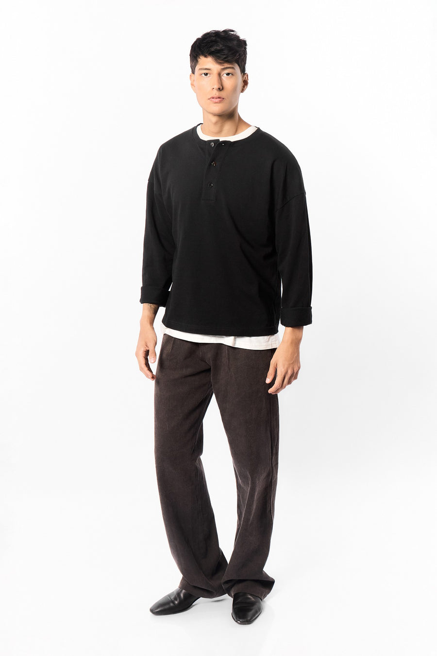 henley roca de manga larga roca algodon color negro